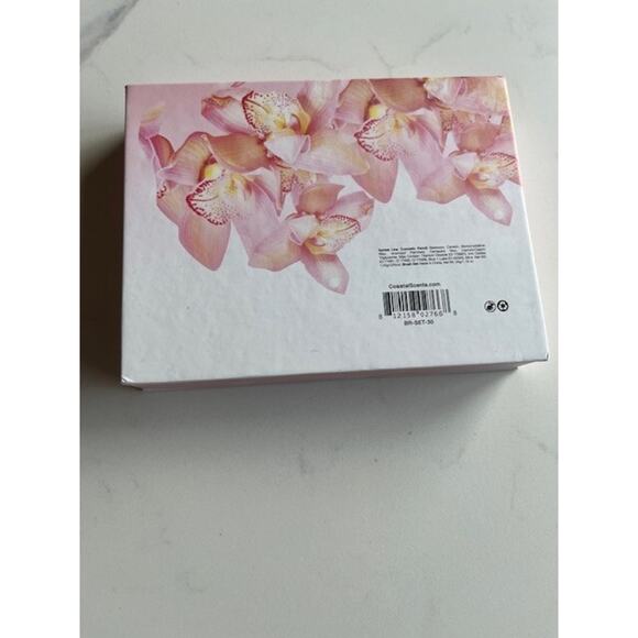 Coastal Scents 5pc Brush Essentials Face, Blush and Eyeshadow - Picture 6 of 8